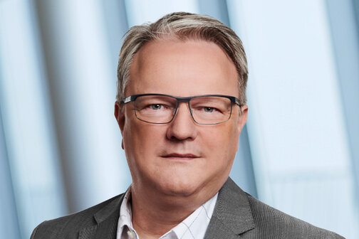 Dussmann: Oliver Vellage ist neues Mitglied der Geschäftsführung Portrait von Oliver Vellage, neues Mitglied der Geschäftsführung Dusssmann Service Deutschland GmbH